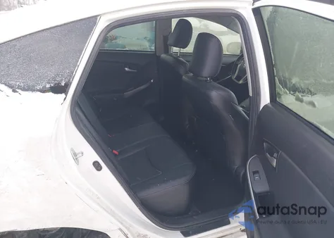 2015 Toyota Prius Persona Series Special Edition z USA, uszkodzony, nr VIN JTDKN3DU6F0412277